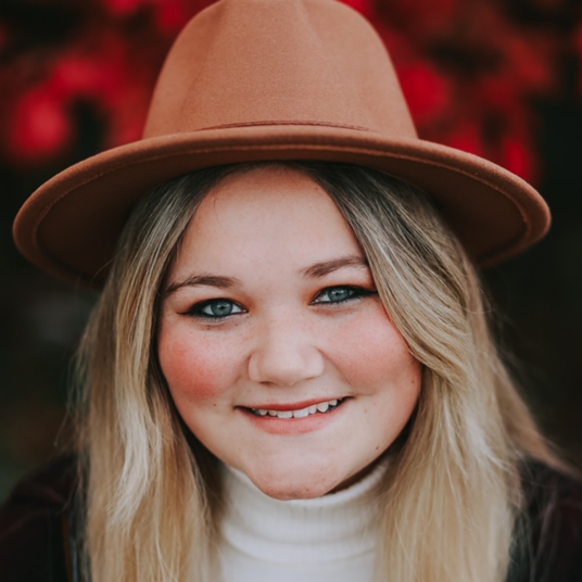 Cydnee Stockham head shot