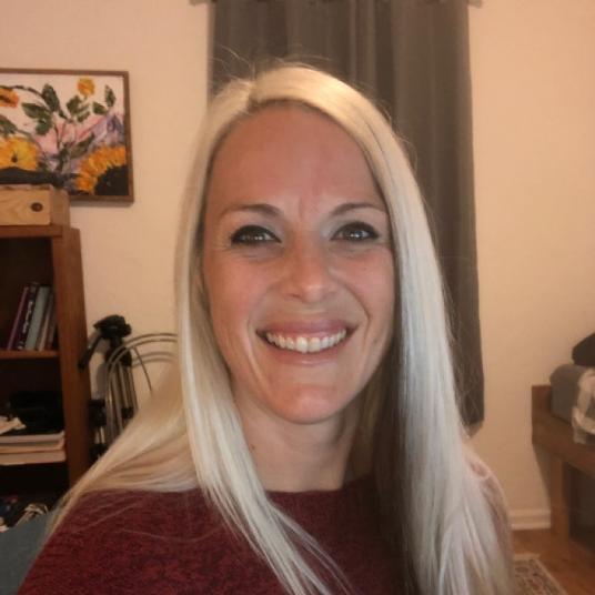 Marcia Geyer head shot