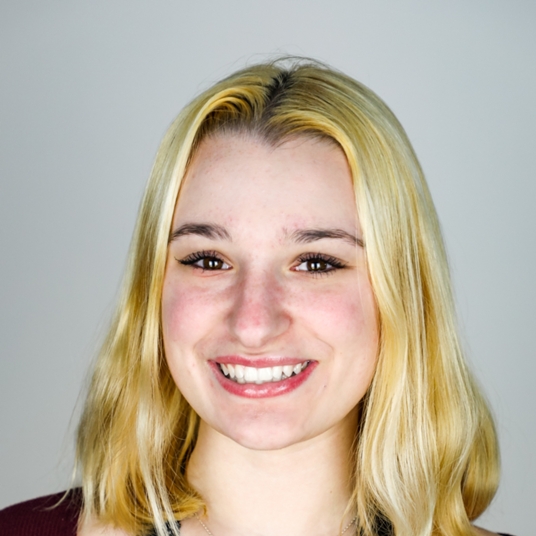 Kaia Wynne head shot