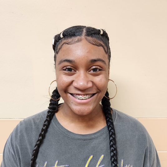 Arielle Thompson head shot