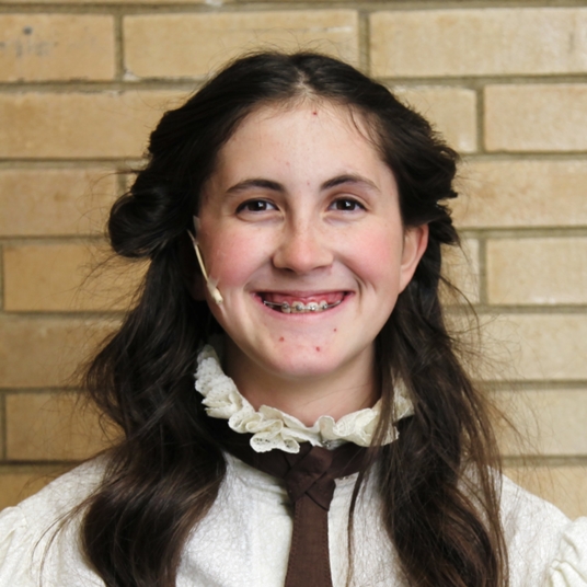 Annie Wendel head shot