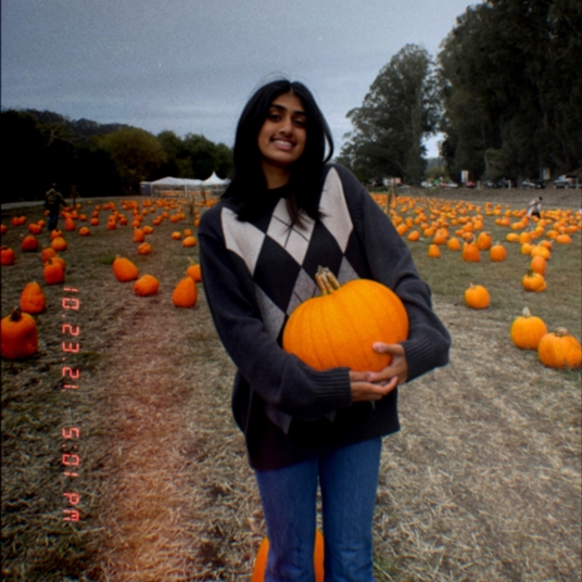 Ria Khalasi (9) head shot