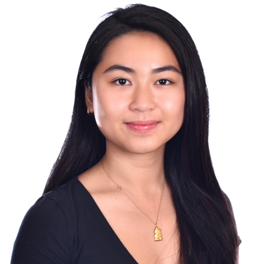 Taylor Le (12) head shot