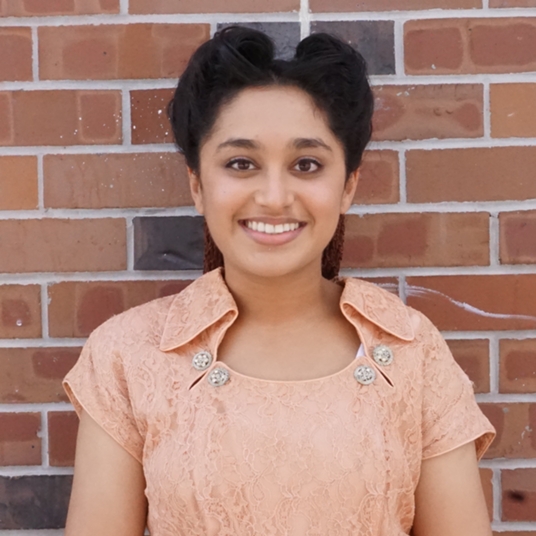 Saee Ranade head shot