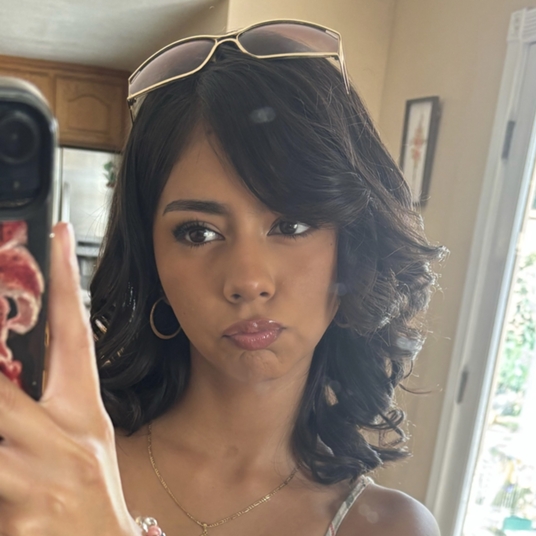 Samantha Prado*^ head shot