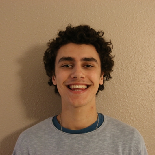 Arman Memarzadeh head shot