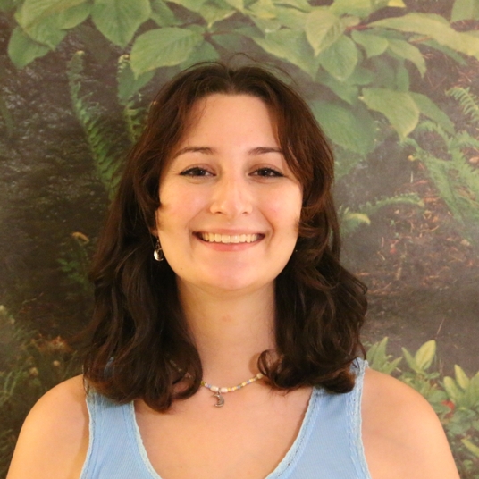 Sara Hecht head shot