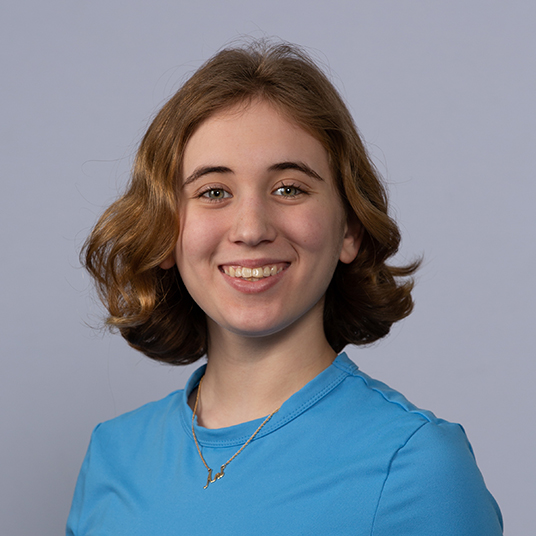 Ani Olczak head shot