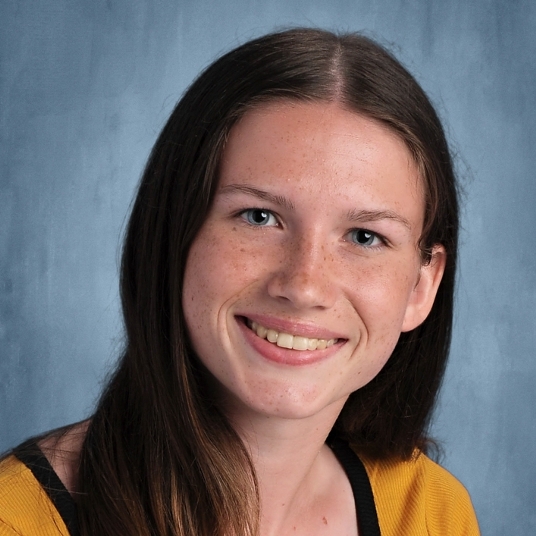 Caitlin Beecham head shot