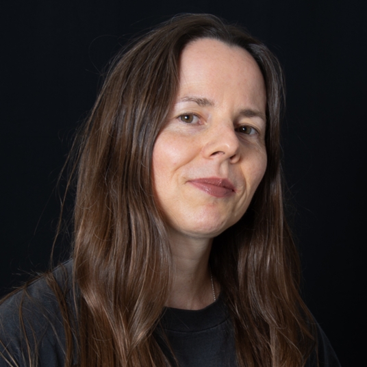 Alyson Galipeau head shot