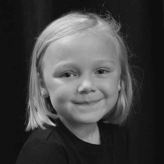 Nora Parks head shot