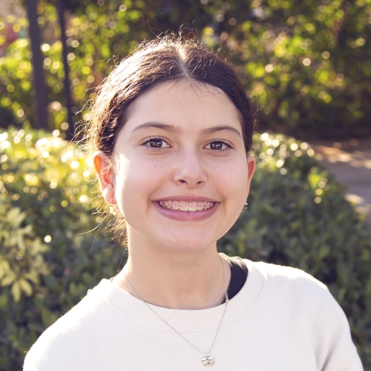 Selin Alemdar head shot