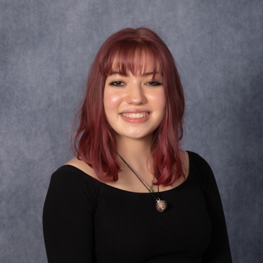 Maura Davis head shot