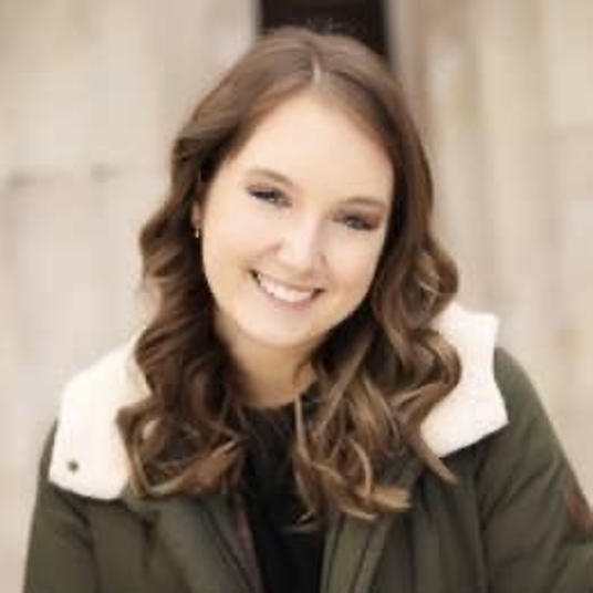 Kylie Sisson head shot