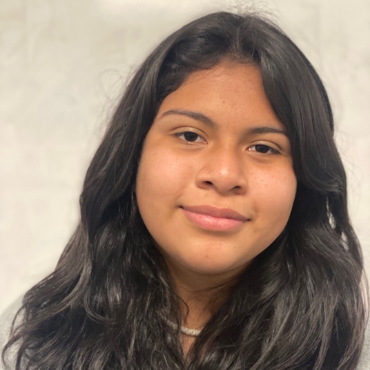 Sara Zuniga head shot