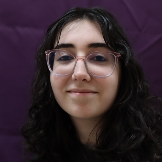 Ashley Amendola head shot