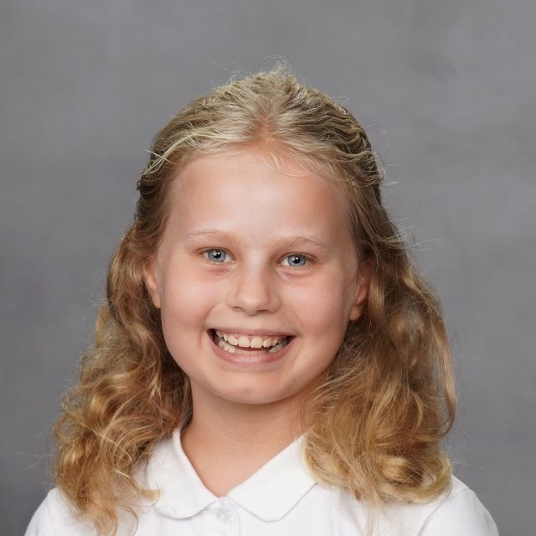 Noelle MacDonald head shot