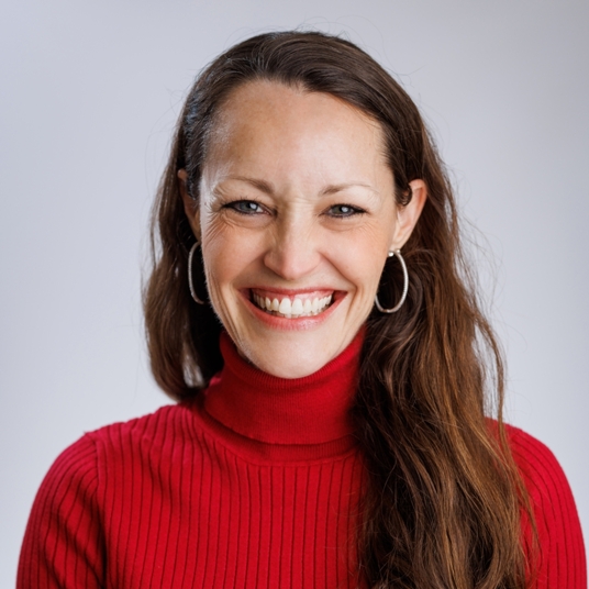 Laura Uchida head shot