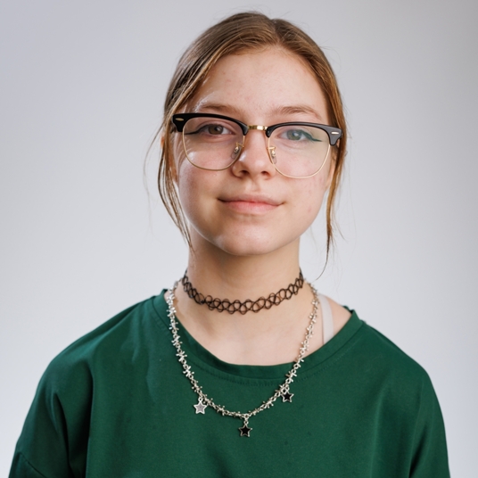 Avery Roemer head shot