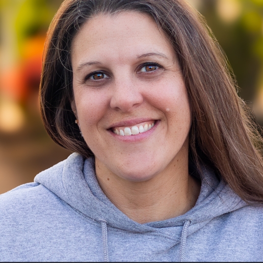 Laura Marra head shot