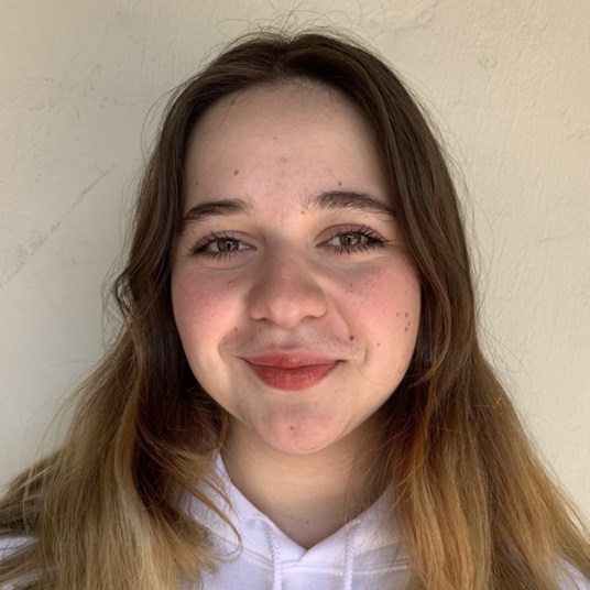 Phoebe Mangham head shot