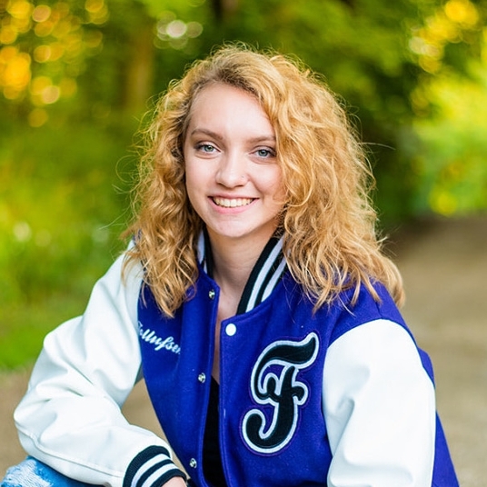 Teah Tollufsen head shot