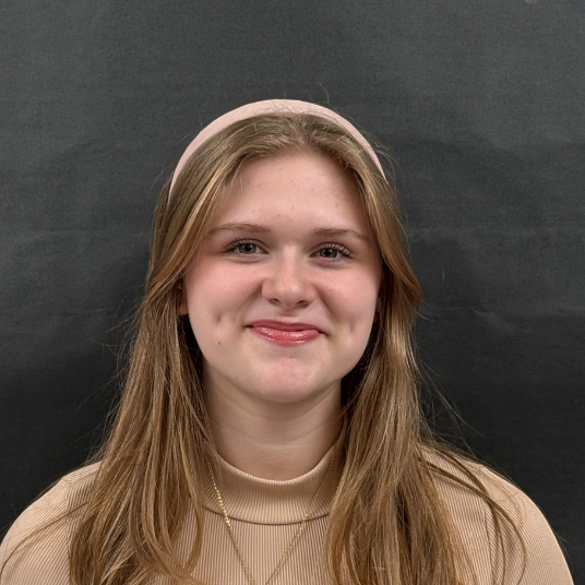 Lola Bergeron head shot