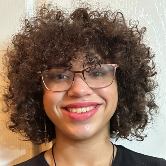 Ari Williams head shot