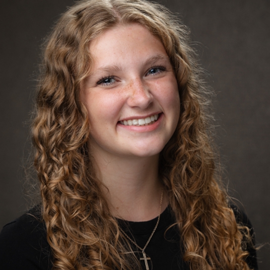 Zoey Starke head shot
