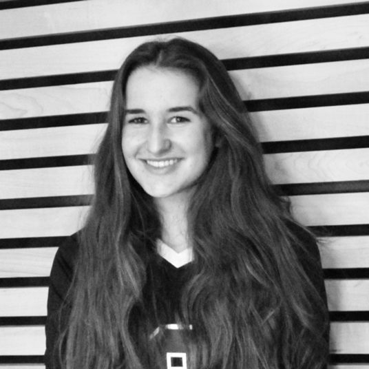 Macy Fand head shot