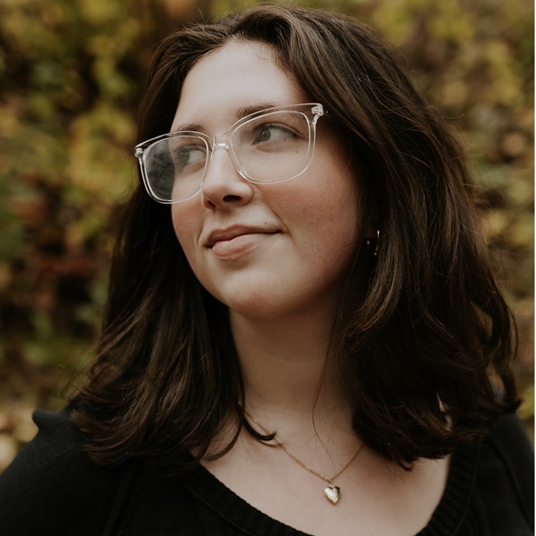 Elizabeth Eby head shot