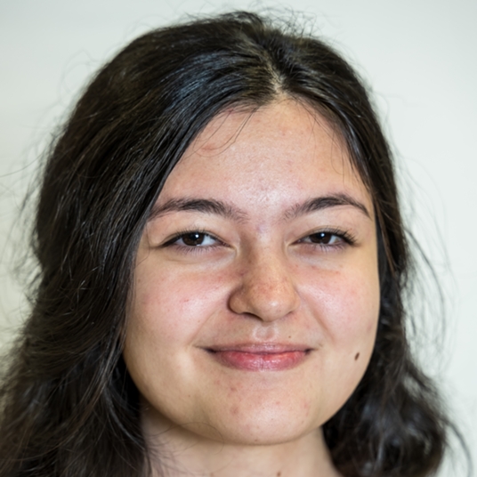 Lily Morris head shot