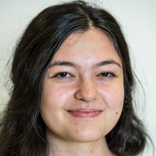 Lily Morris head shot