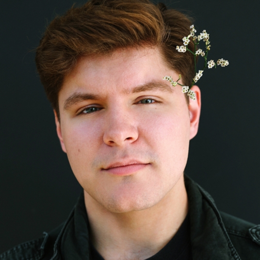 Cameron Bowen (County Attorney George Henderson/Waiter) head shot