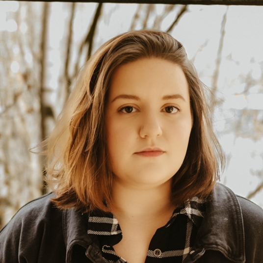 Ceili Caruso head shot