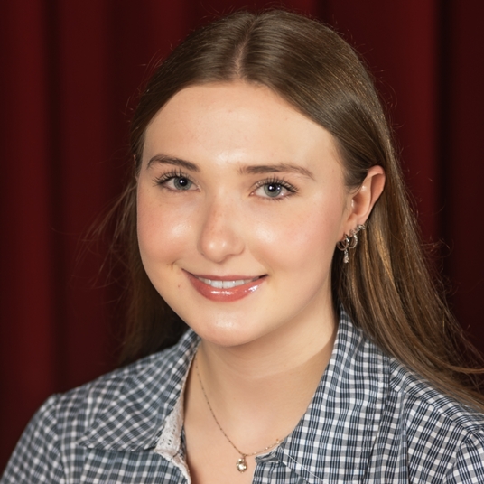 Haley Hinsley head shot