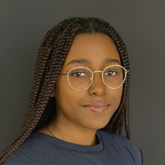 Alexandria Smith head shot