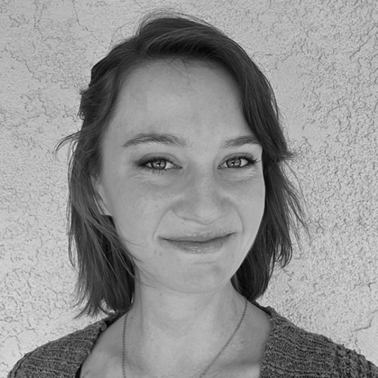 Josie Akers head shot