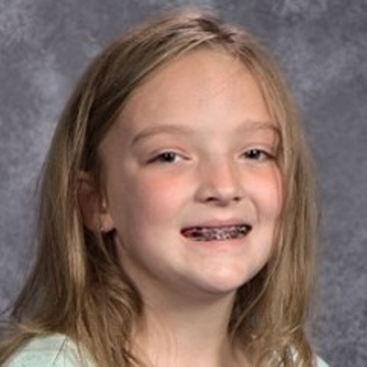 Ella Ray head shot