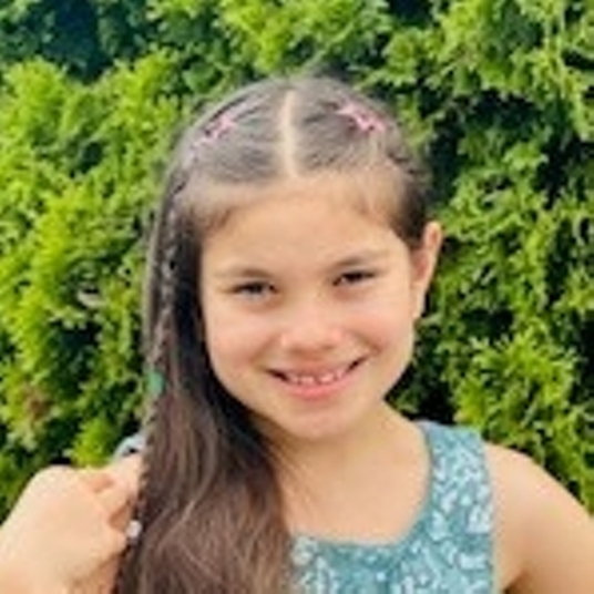 Emerald Guerra-Groves, Lead Dancer head shot