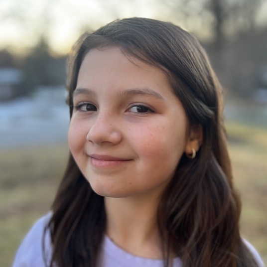 Selah Meneghini head shot