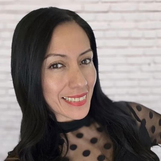 Belen Guerra-Groves, Hair & Make-up head shot