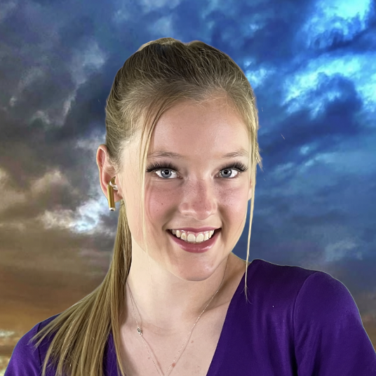 Emily Heinze head shot