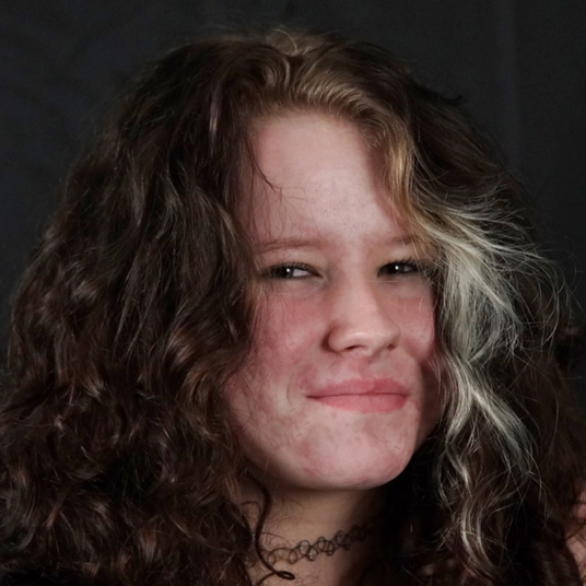 Ryleigh Baxter head shot
