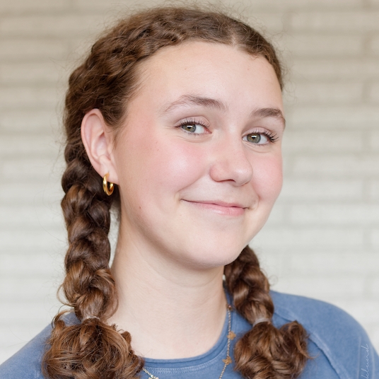 Abby Walters head shot