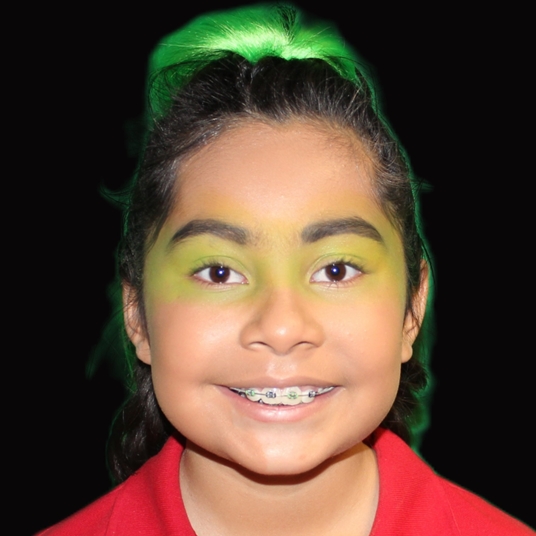 Danielle Almaraz head shot