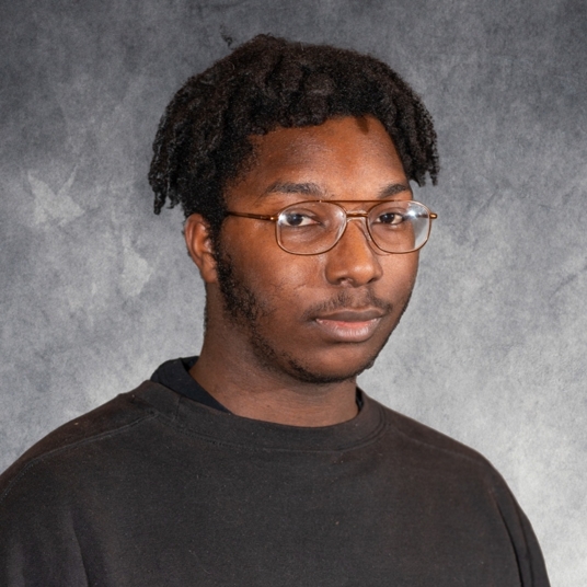 Xavier Ellison head shot