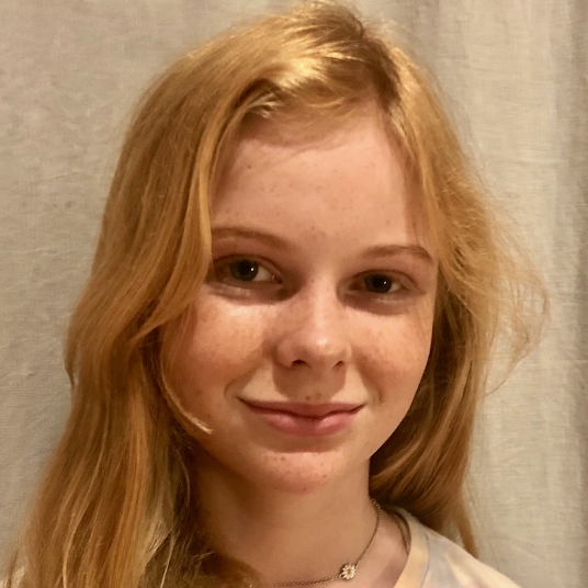 Siri Nissar head shot