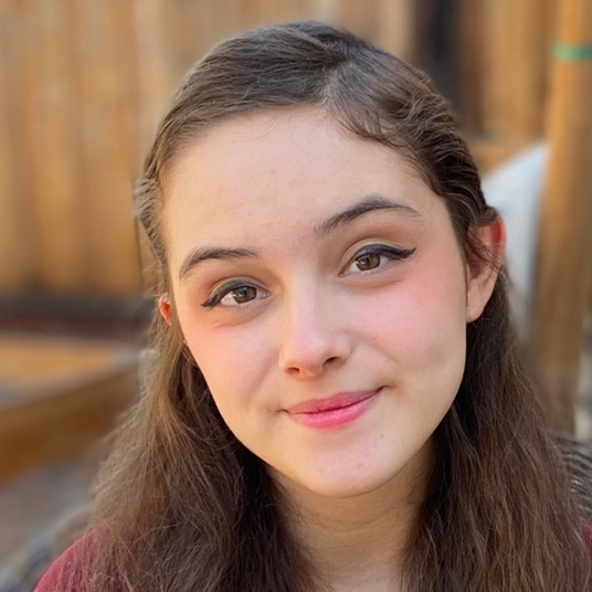 Beatrice Bell head shot