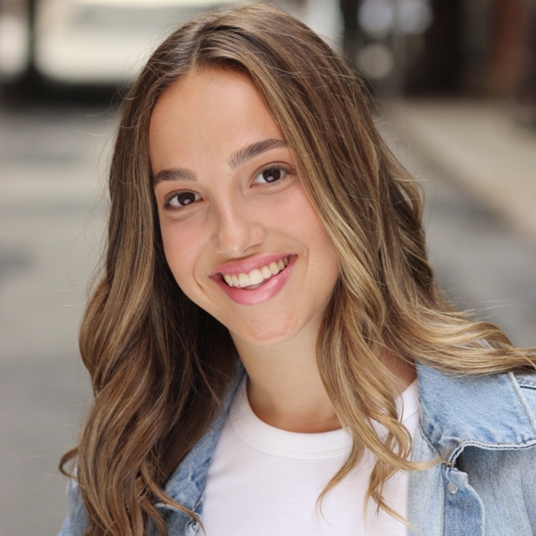 Alexis Harman head shot